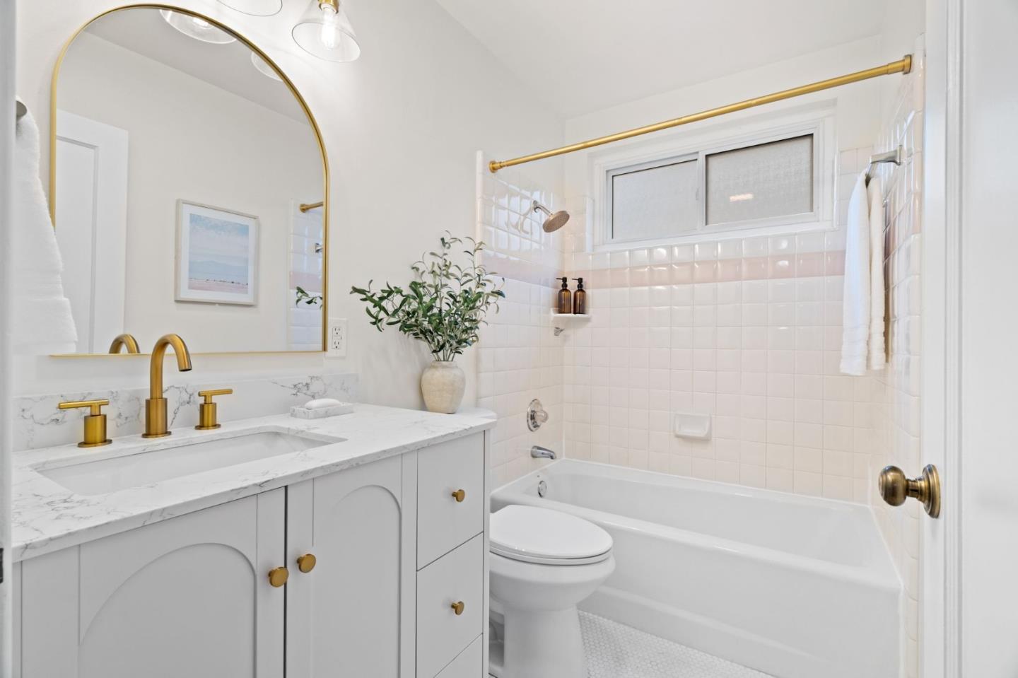 Detail Gallery Image 26 of 69 For 2475 Fernwood Ave, San Jose,  CA 95128 - 3 Beds | 1 Baths