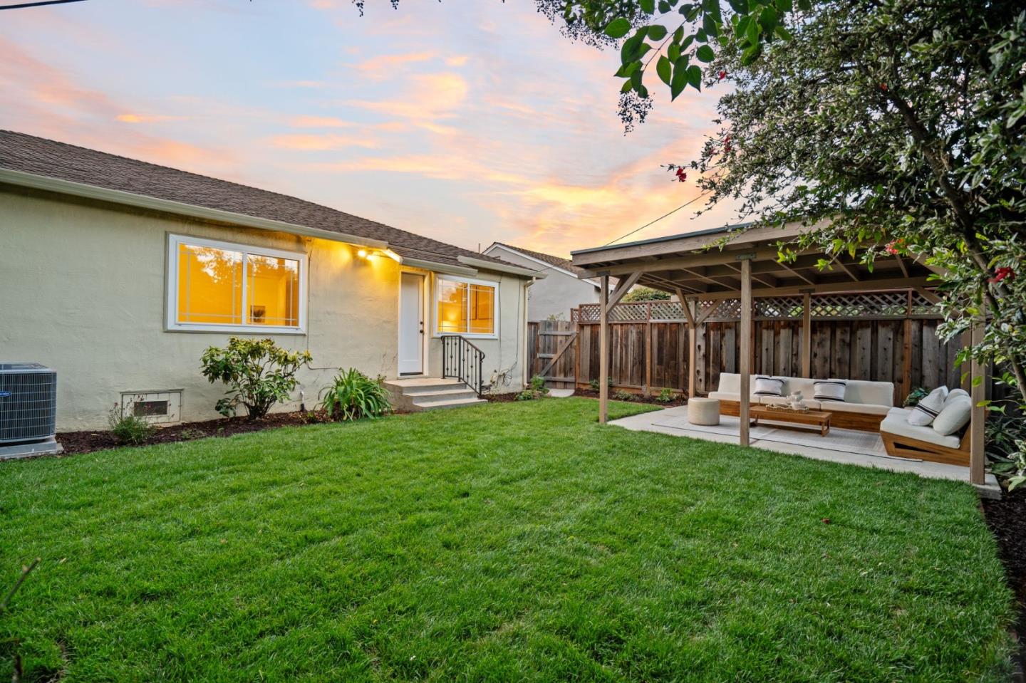 Detail Gallery Image 36 of 69 For 2475 Fernwood Ave, San Jose,  CA 95128 - 3 Beds | 1 Baths