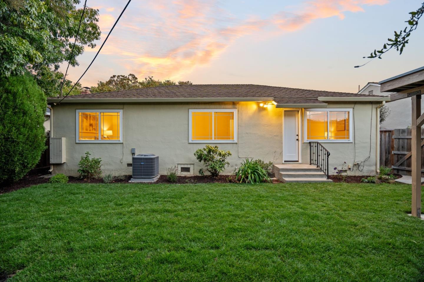 Detail Gallery Image 40 of 69 For 2475 Fernwood Ave, San Jose,  CA 95128 - 3 Beds | 1 Baths