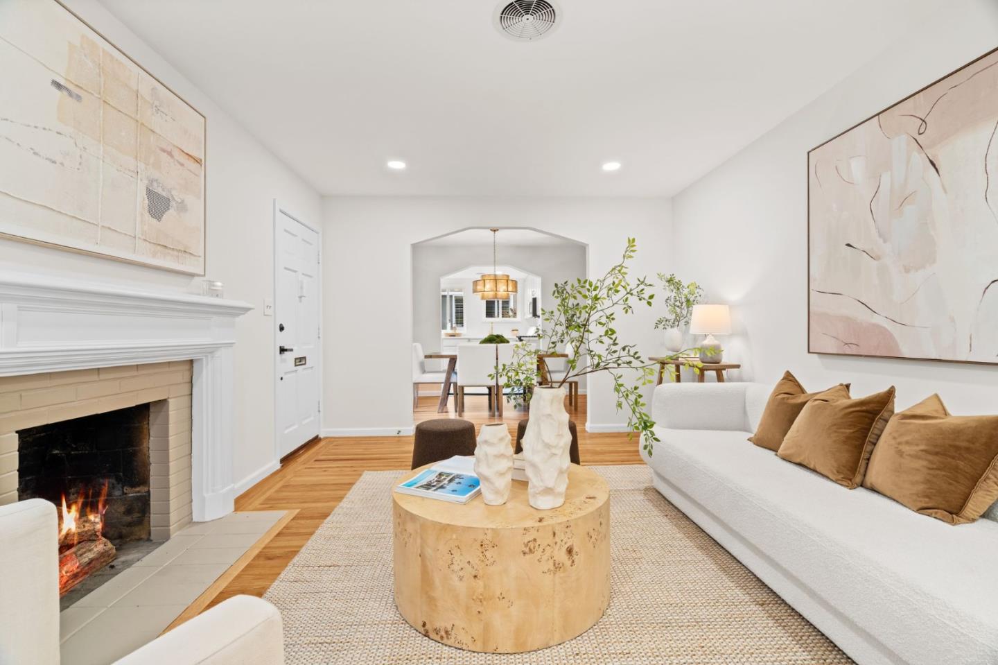 Detail Gallery Image 7 of 69 For 2475 Fernwood Ave, San Jose,  CA 95128 - 3 Beds | 1 Baths