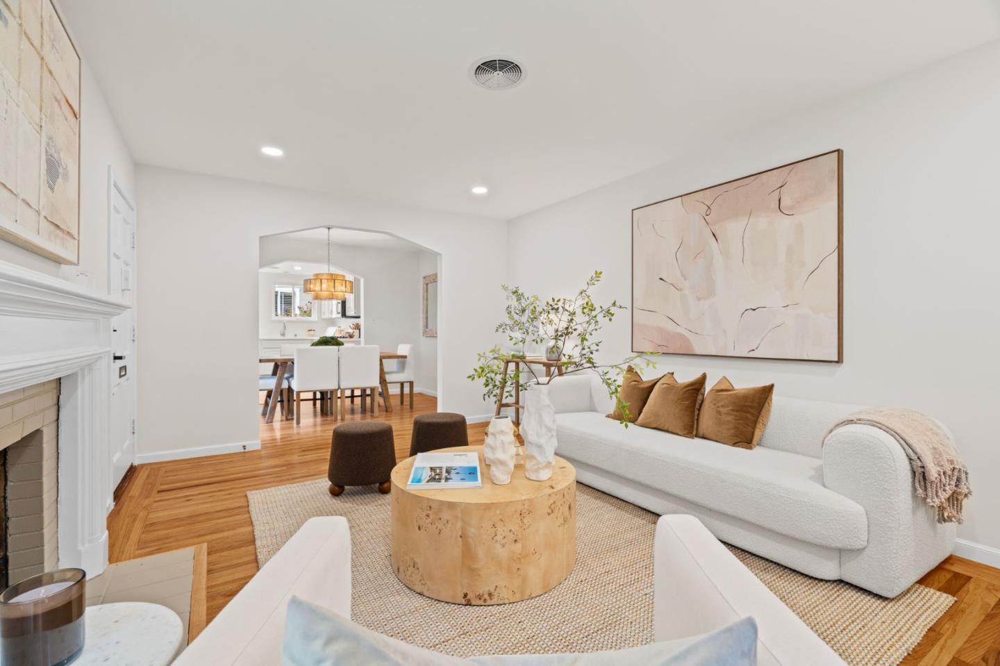 Detail Gallery Image 8 of 69 For 2475 Fernwood Ave, San Jose,  CA 95128 - 3 Beds | 1 Baths