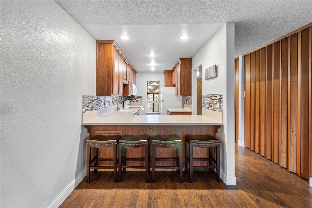 Detail Gallery Image 11 of 31 For 166 Kern St #19,  Salinas,  CA 93905 - 1 Beds | 2 Baths