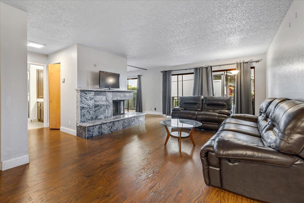 Detail Gallery Image 18 of 31 For 166 Kern St #19,  Salinas,  CA 93905 - 1 Beds | 2 Baths