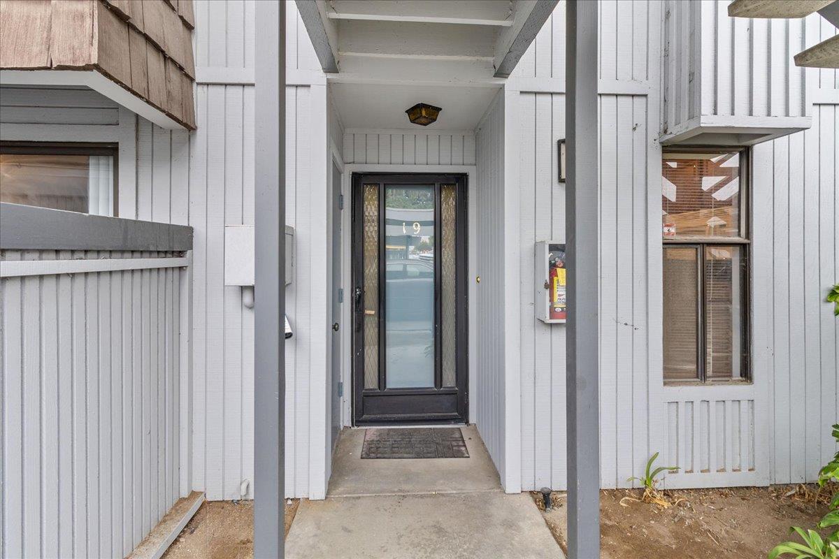 Detail Gallery Image 23 of 31 For 166 Kern St #19,  Salinas,  CA 93905 - 1 Beds | 2 Baths