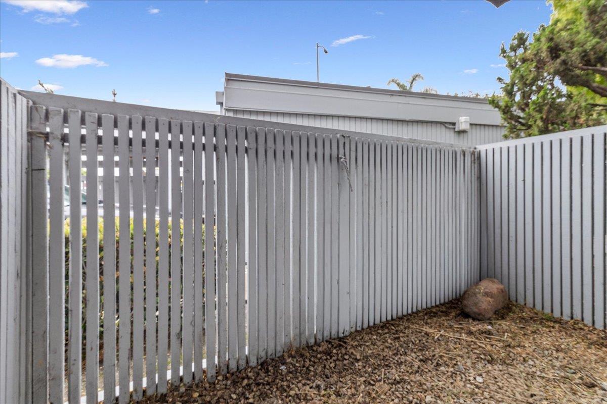 Detail Gallery Image 26 of 31 For 166 Kern St #19,  Salinas,  CA 93905 - 1 Beds | 2 Baths