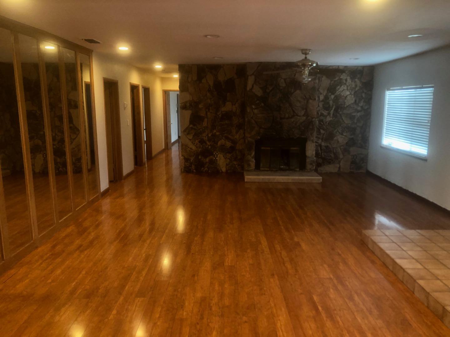 Detail Gallery Image 9 of 13 For 628 Williams Ave, Turlock,  CA 95380 - 4 Beds | 4 Baths