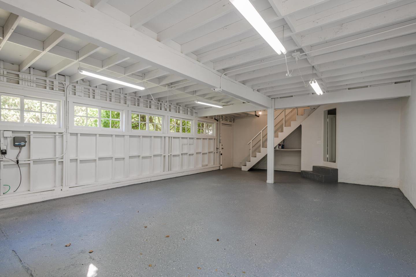 Detail Gallery Image 29 of 34 For 1316 Bernal Ave, Burlingame,  CA 94010 - 2 Beds | 1/1 Baths