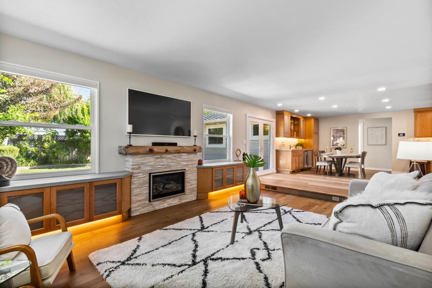 Detail Gallery Image 12 of 36 For 2772 Quinto Way, San Jose,  CA 95124 - 4 Beds | 2 Baths