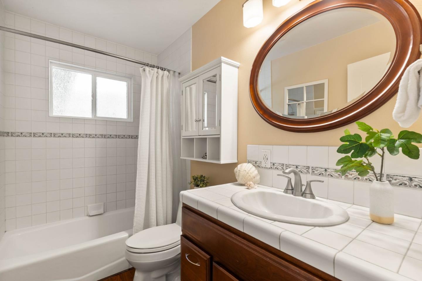 Detail Gallery Image 21 of 36 For 2772 Quinto Way, San Jose,  CA 95124 - 4 Beds | 2 Baths