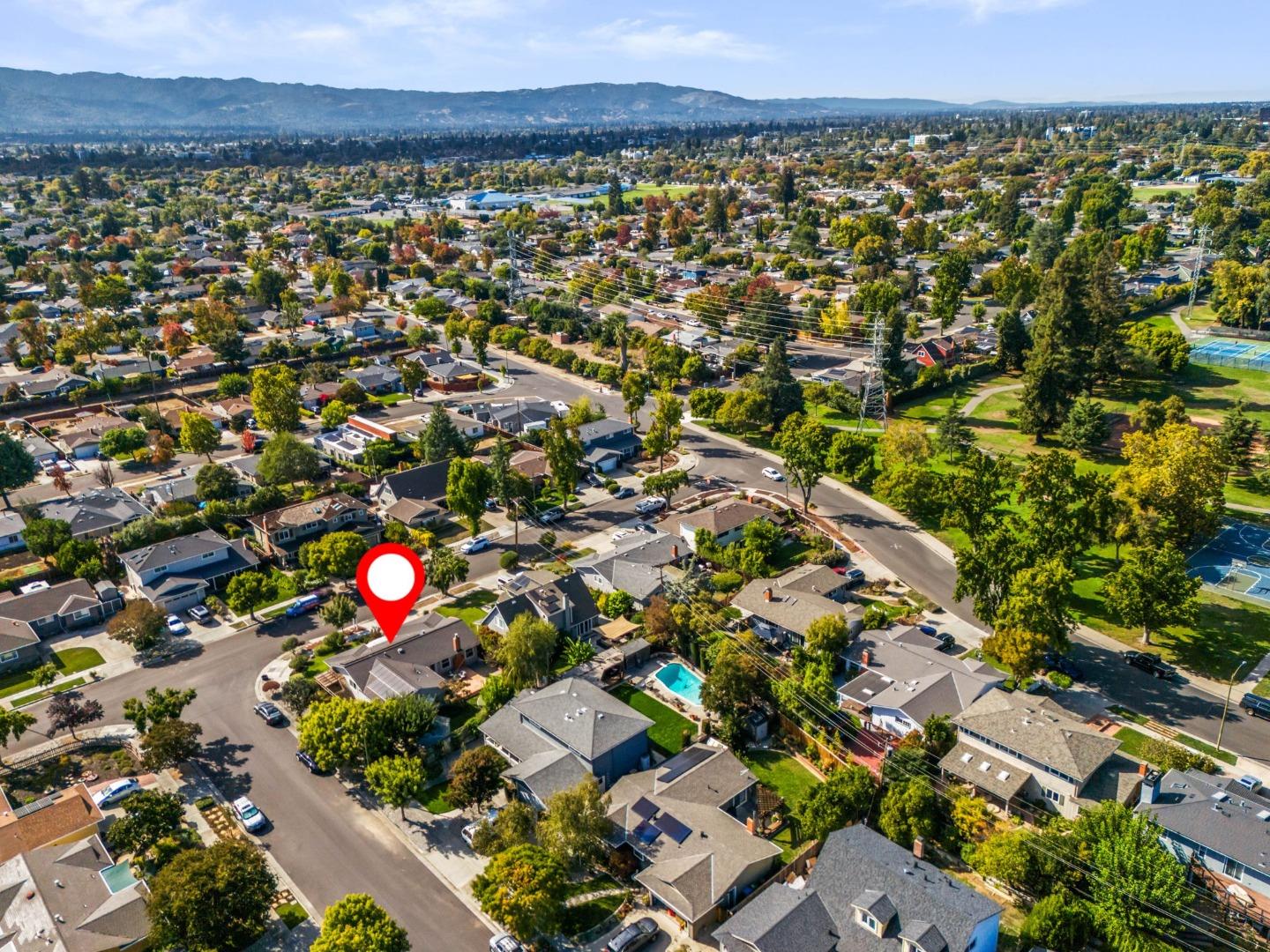 Detail Gallery Image 28 of 36 For 2772 Quinto Way, San Jose,  CA 95124 - 4 Beds | 2 Baths