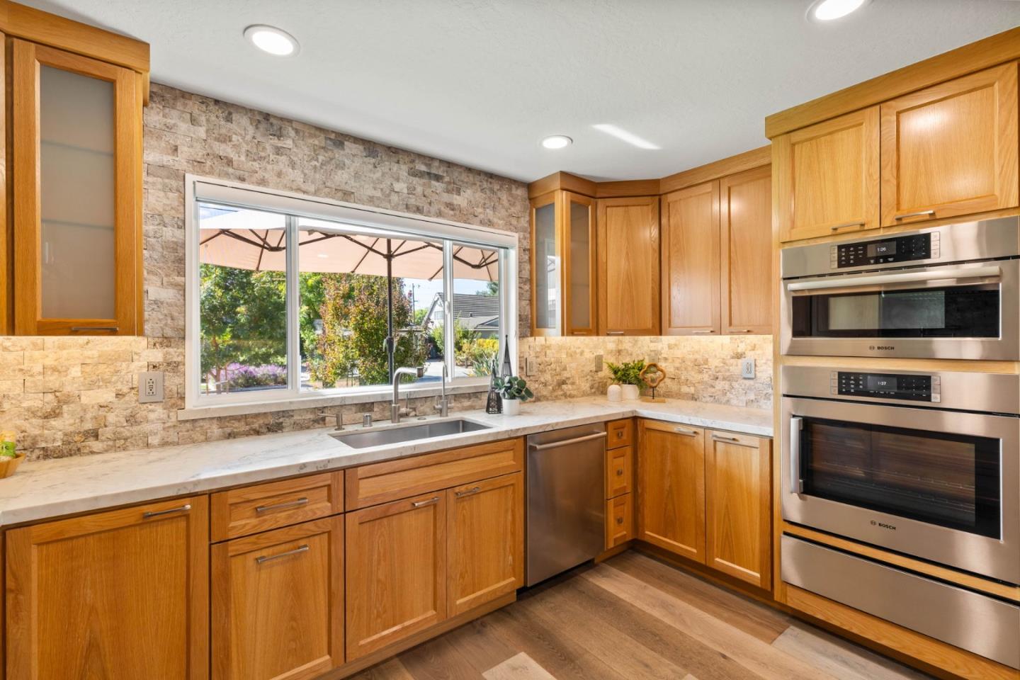 Detail Gallery Image 9 of 36 For 2772 Quinto Way, San Jose,  CA 95124 - 4 Beds | 2 Baths