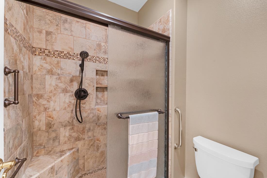 Detail Gallery Image 24 of 33 For 15 Stony Brook Cir, Salinas,  CA 93906 - 4 Beds | 3 Baths