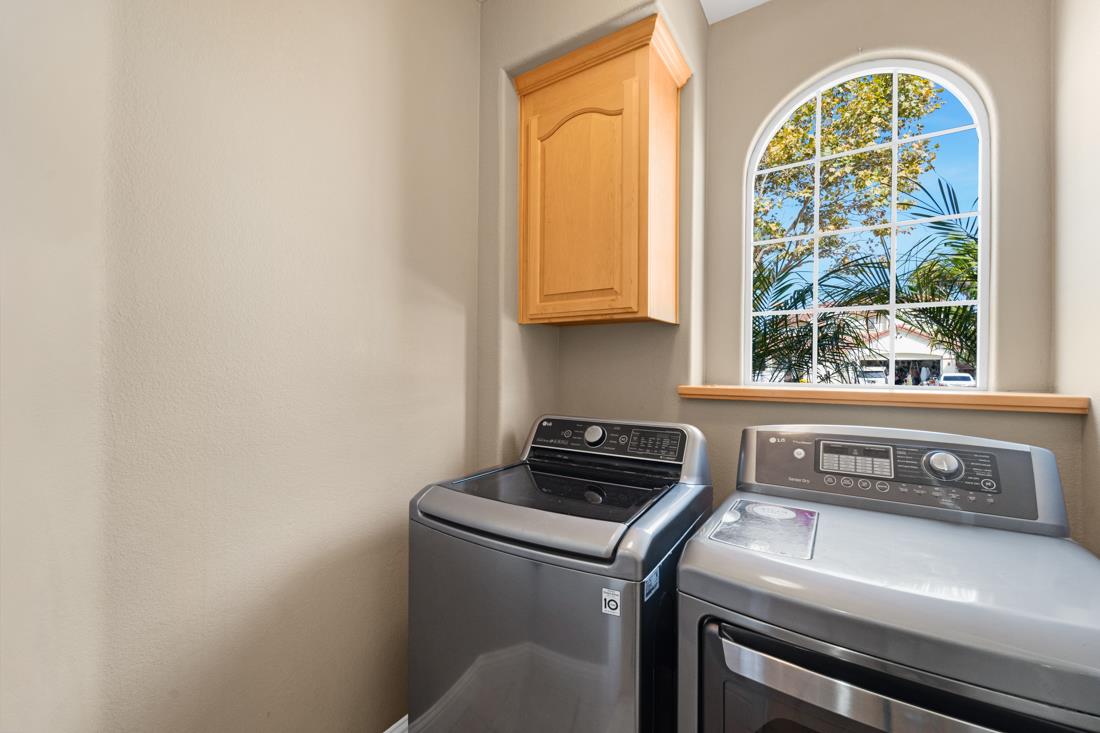 Detail Gallery Image 25 of 33 For 15 Stony Brook Cir, Salinas,  CA 93906 - 4 Beds | 3 Baths