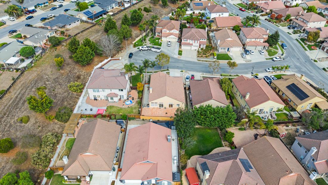 Detail Gallery Image 30 of 33 For 15 Stony Brook Cir, Salinas,  CA 93906 - 4 Beds | 3 Baths