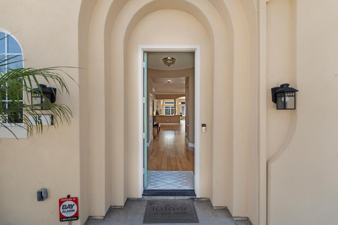 Detail Gallery Image 4 of 33 For 15 Stony Brook Cir, Salinas,  CA 93906 - 4 Beds | 3 Baths