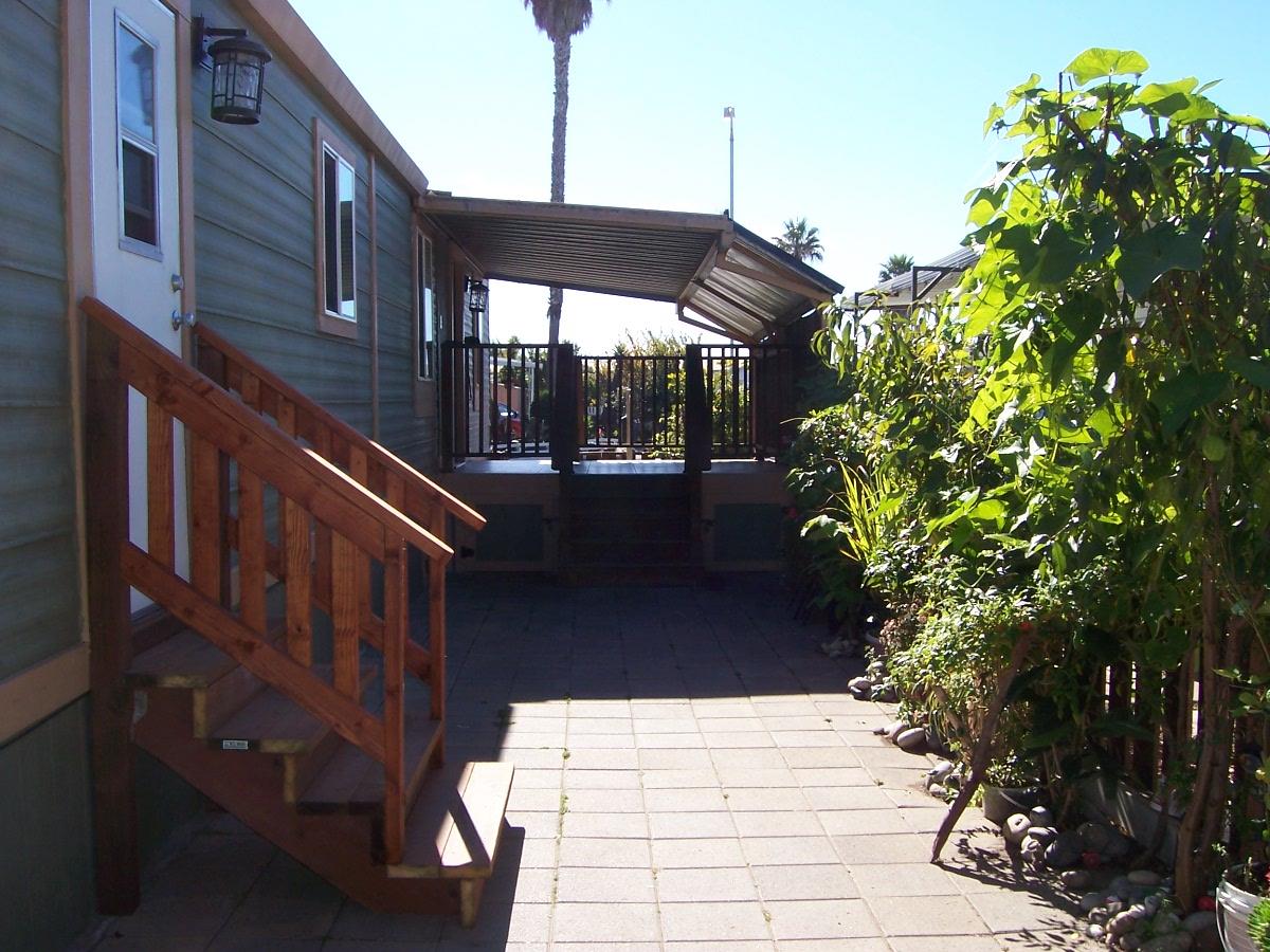 Detail Gallery Image 12 of 14 For 255 E. Bolivar St #6,  Salinas,  CA 93906 - 2 Beds | 1 Baths