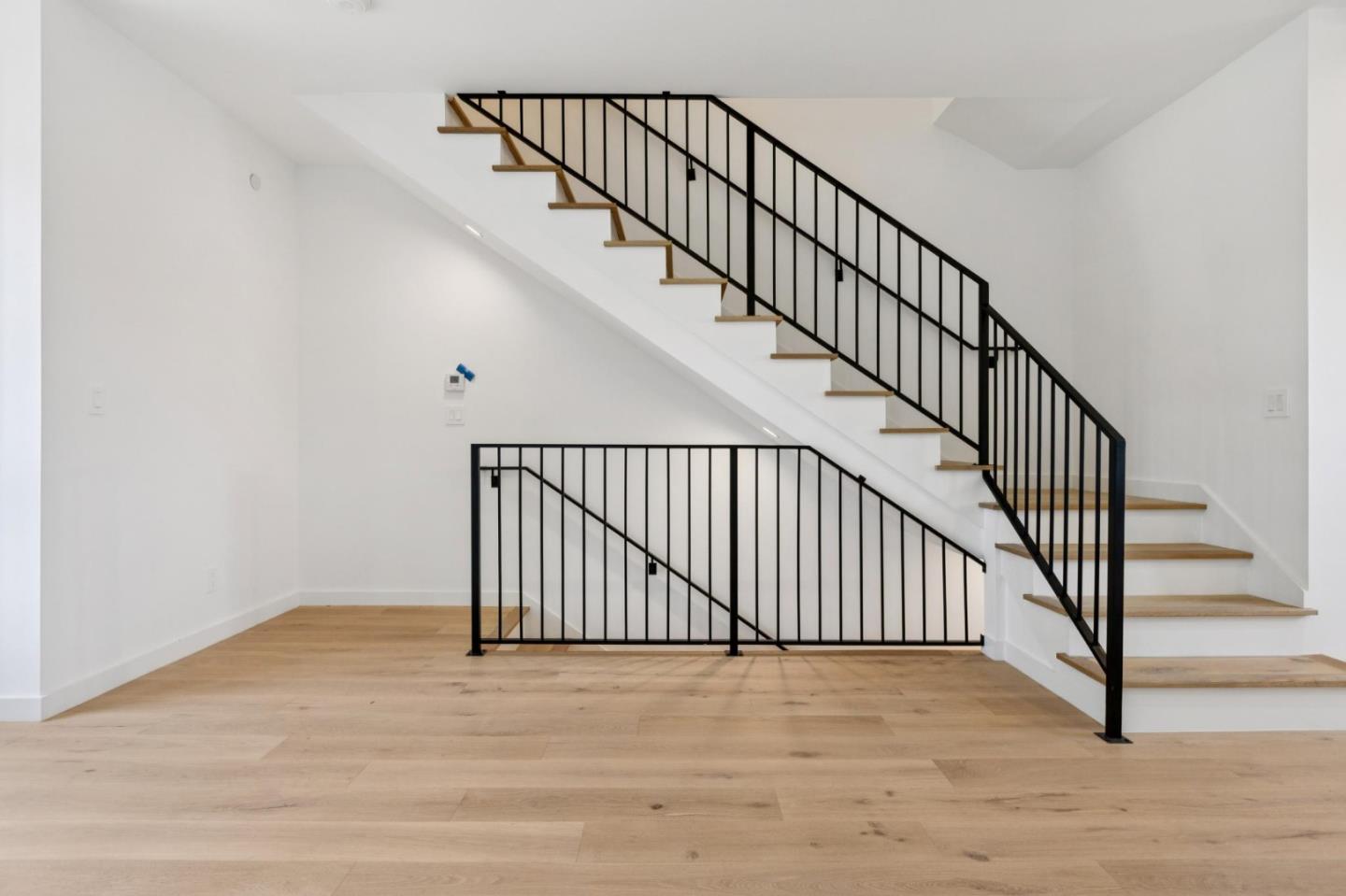 Detail Gallery Image 20 of 45 For 1433 Floribunda Ave #7,  Burlingame,  CA 94010 - 2 Beds | 2/1 Baths