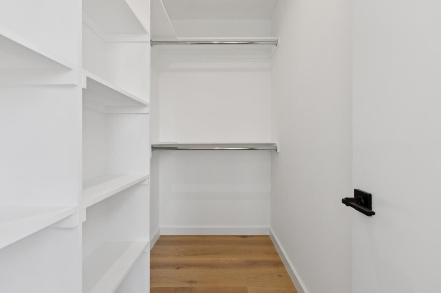 Detail Gallery Image 36 of 45 For 1433 Floribunda Ave #7,  Burlingame,  CA 94010 - 2 Beds | 2/1 Baths