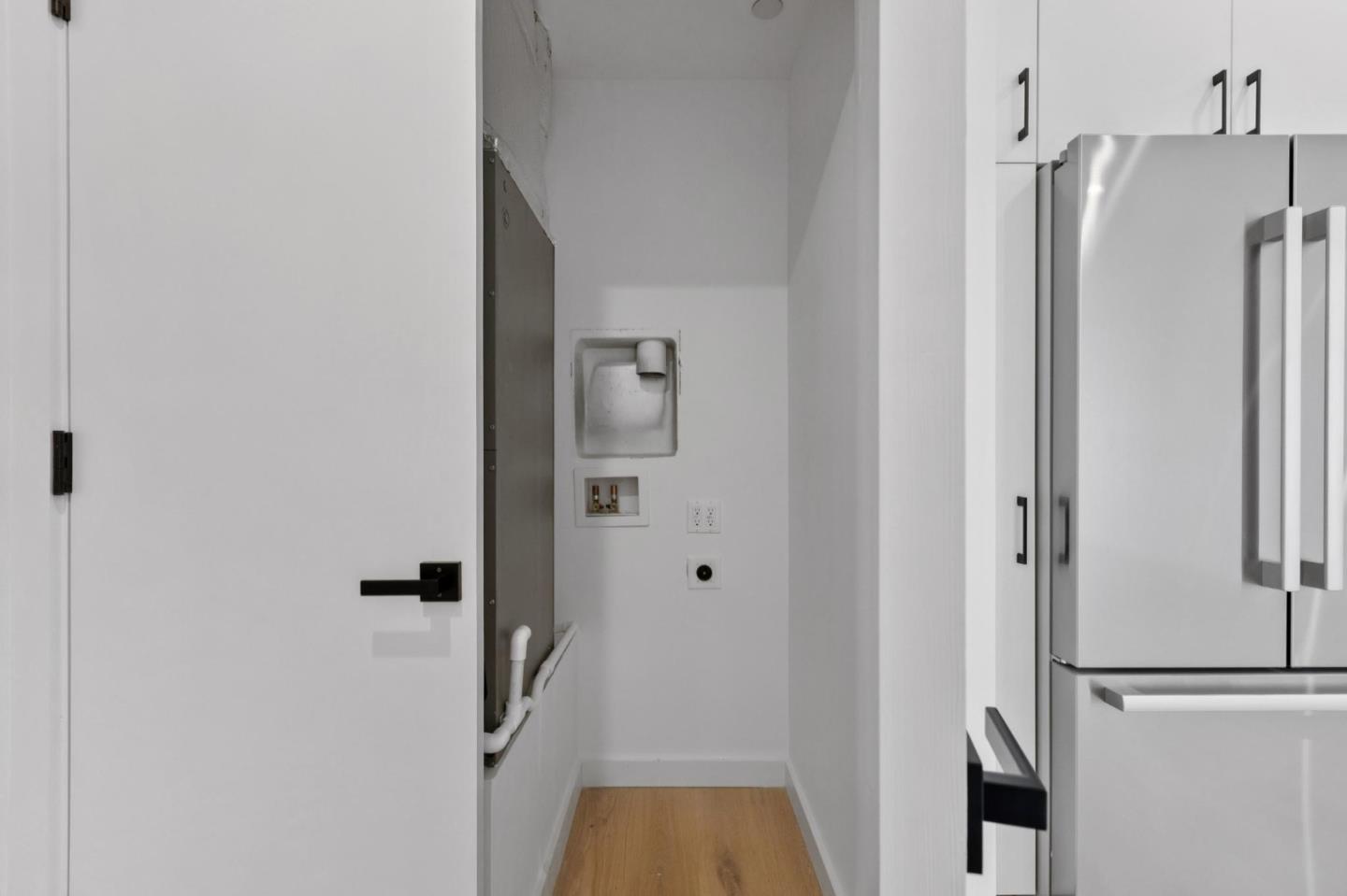 Detail Gallery Image 39 of 45 For 1433 Floribunda Ave #7,  Burlingame,  CA 94010 - 2 Beds | 2/1 Baths