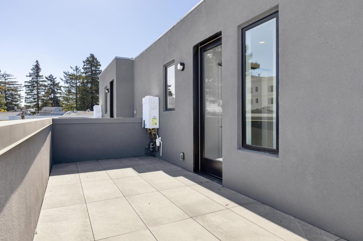 Detail Gallery Image 43 of 45 For 1433 Floribunda Ave #7,  Burlingame,  CA 94010 - 2 Beds | 2/1 Baths