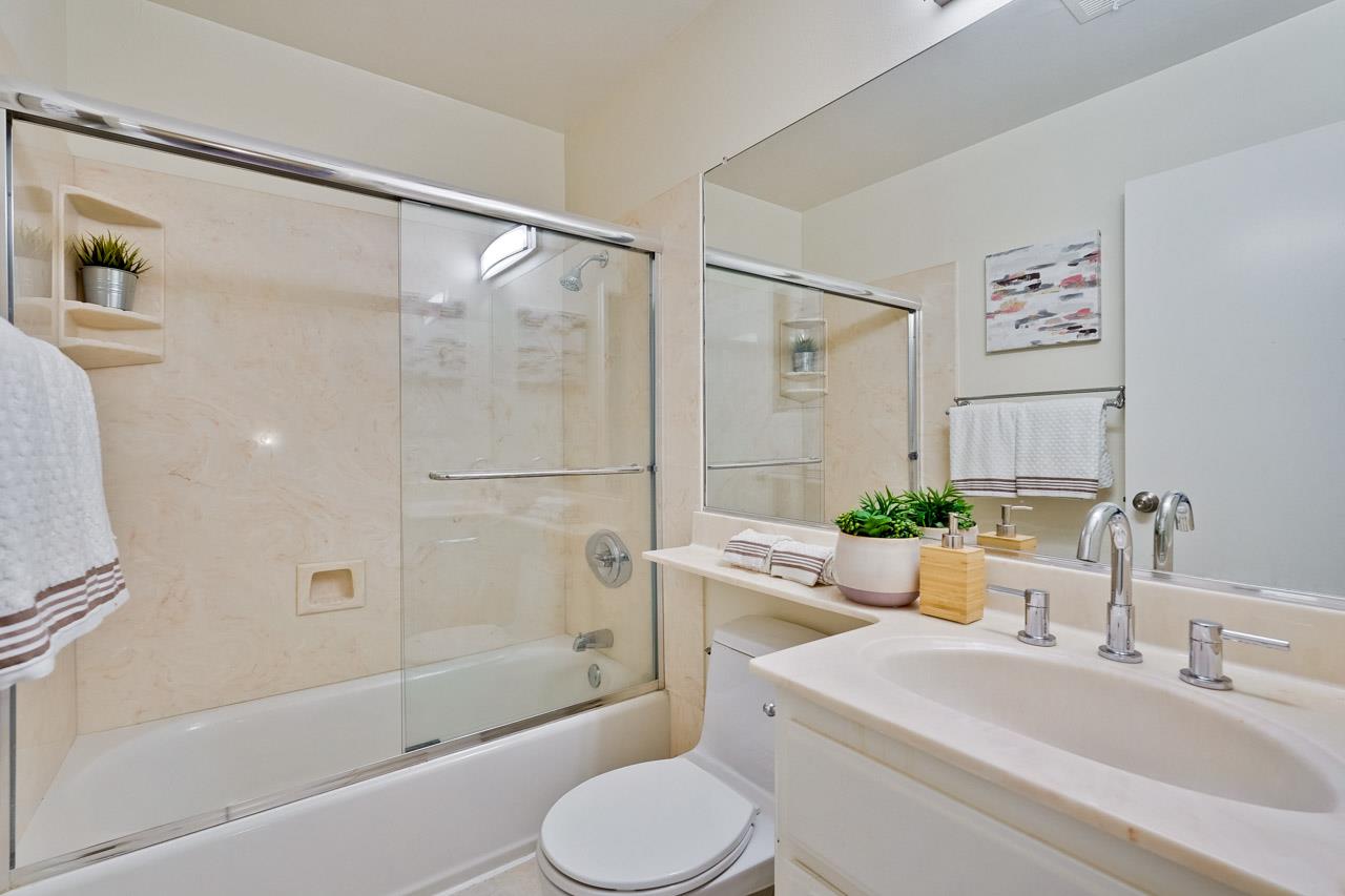 Detail Gallery Image 21 of 52 For 19423 Vineyard Ln, Saratoga,  CA 95070 - 3 Beds | 2/1 Baths