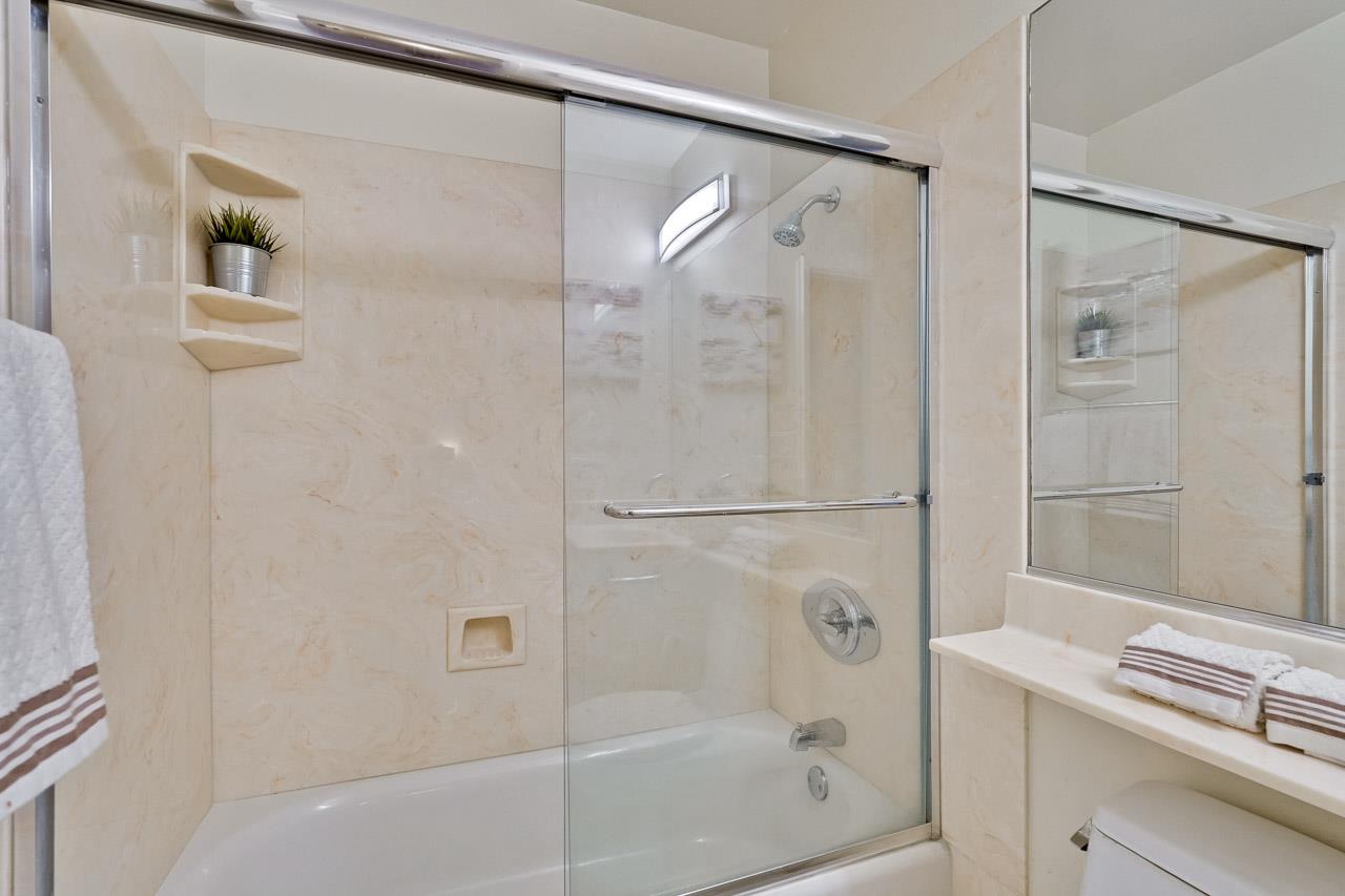 Detail Gallery Image 23 of 52 For 19423 Vineyard Ln, Saratoga,  CA 95070 - 3 Beds | 2/1 Baths