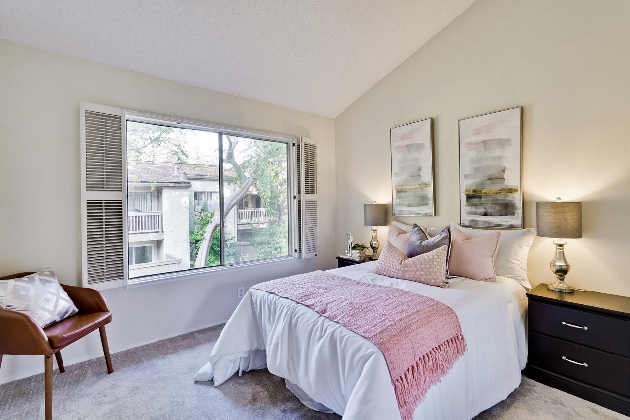 Detail Gallery Image 29 of 52 For 19423 Vineyard Ln, Saratoga,  CA 95070 - 3 Beds | 2/1 Baths