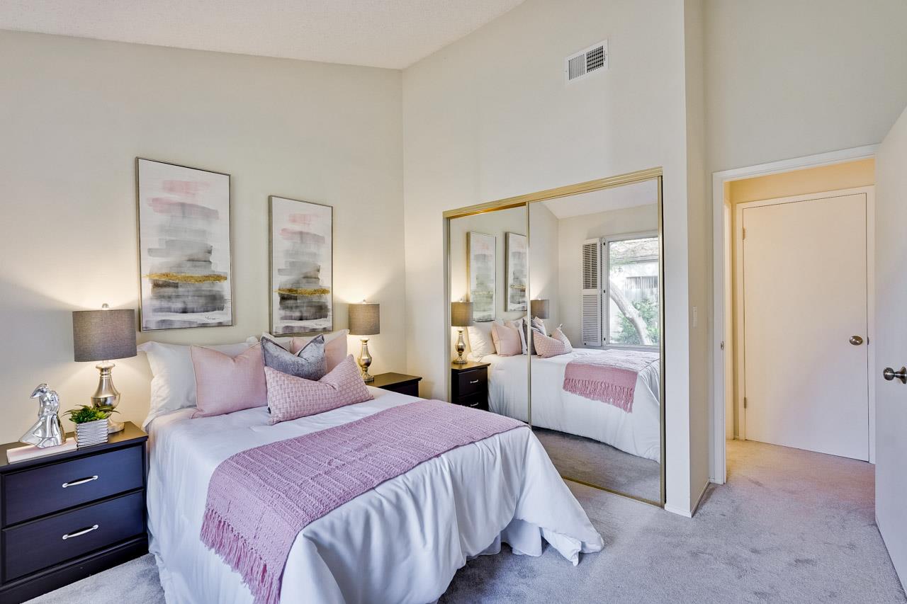 Detail Gallery Image 31 of 52 For 19423 Vineyard Ln, Saratoga,  CA 95070 - 3 Beds | 2/1 Baths