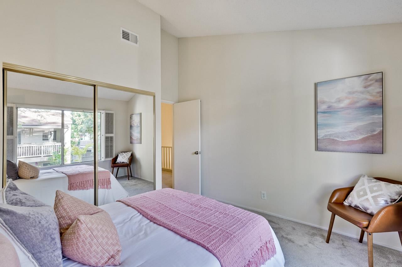 Detail Gallery Image 32 of 52 For 19423 Vineyard Ln, Saratoga,  CA 95070 - 3 Beds | 2/1 Baths