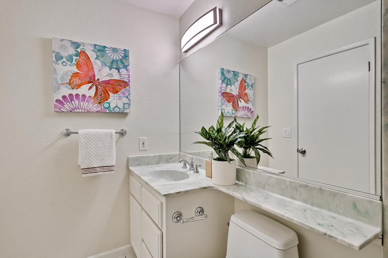 Detail Gallery Image 40 of 52 For 19423 Vineyard Ln, Saratoga,  CA 95070 - 3 Beds | 2/1 Baths