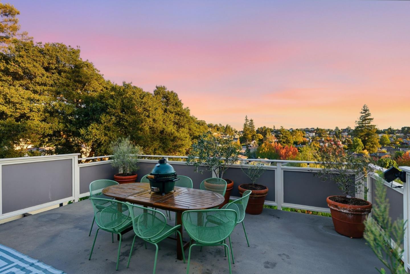 Detail Gallery Image 11 of 36 For 240 Wildwood Ave, Piedmont,  CA 94610 - 3 Beds | 2 Baths