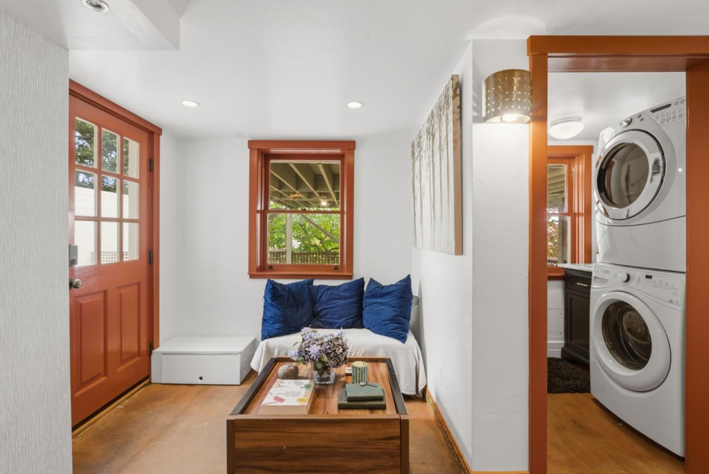 Detail Gallery Image 23 of 36 For 240 Wildwood Ave, Piedmont,  CA 94610 - 3 Beds | 2 Baths