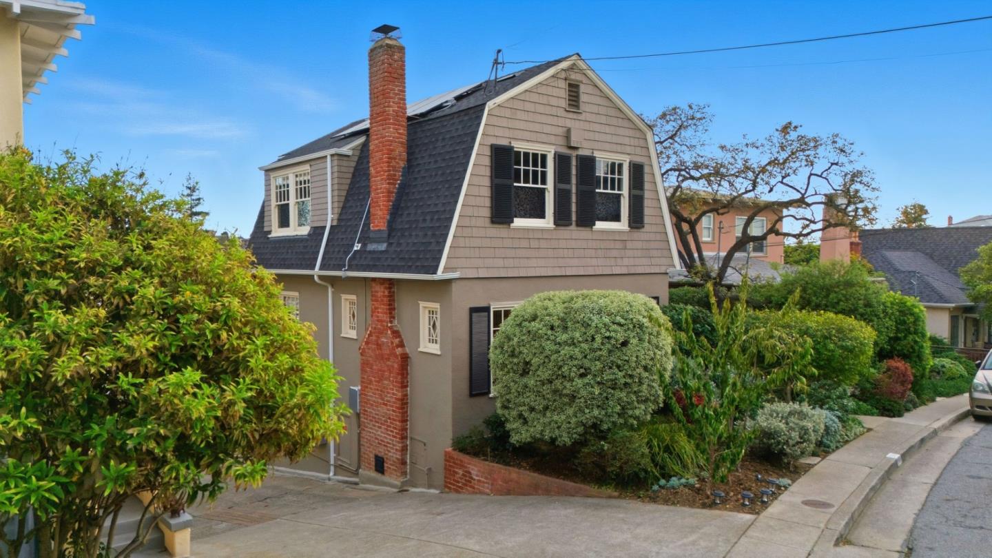 Detail Gallery Image 31 of 36 For 240 Wildwood Ave, Piedmont,  CA 94610 - 3 Beds | 2 Baths