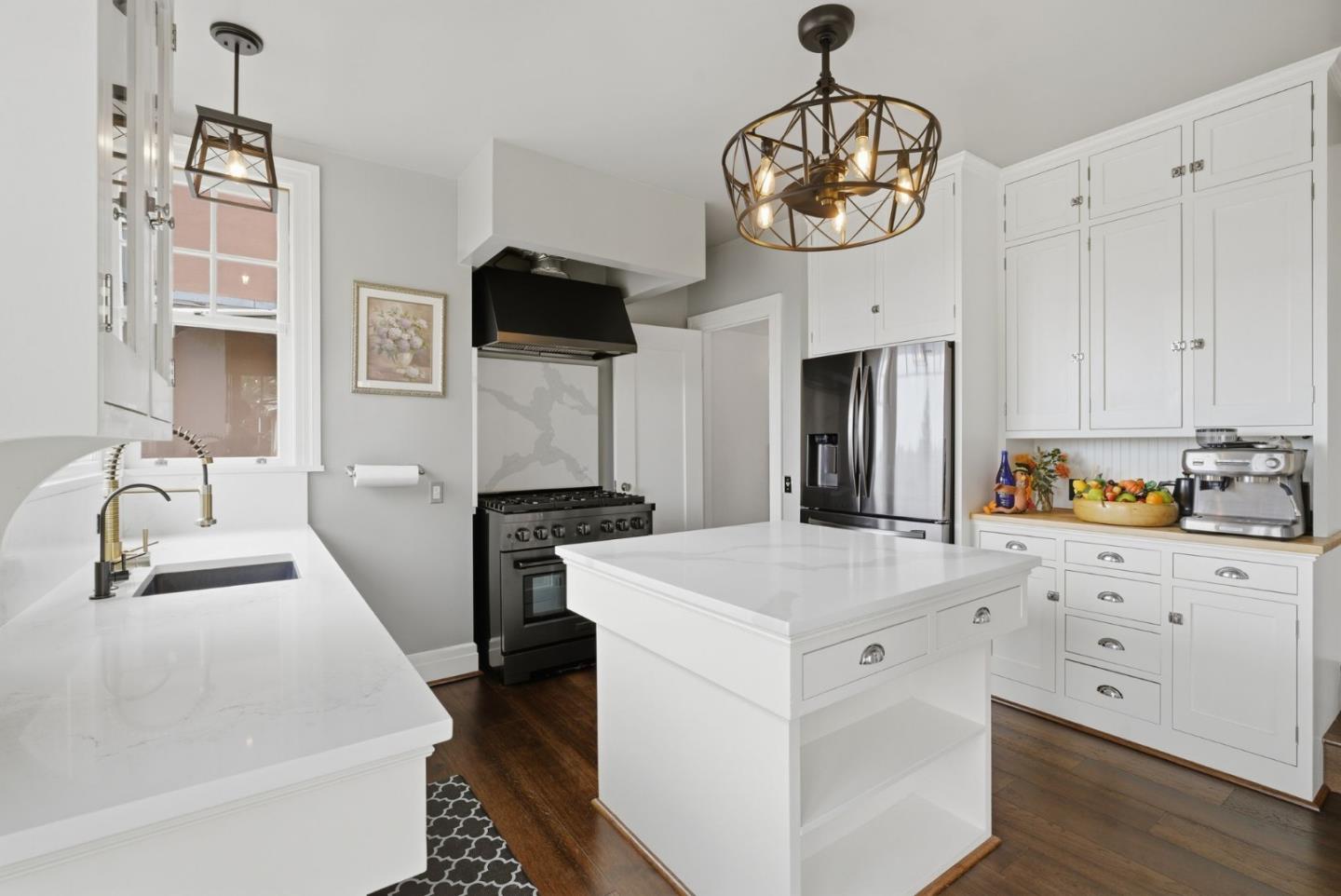 Detail Gallery Image 7 of 36 For 240 Wildwood Ave, Piedmont,  CA 94610 - 3 Beds | 2 Baths