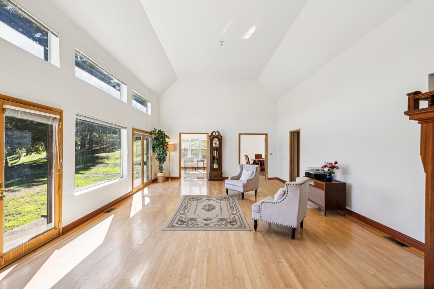 Detail Gallery Image 19 of 72 For 24595 Skyland Rd, Los Gatos,  CA 95033 - 4 Beds | 3/1 Baths