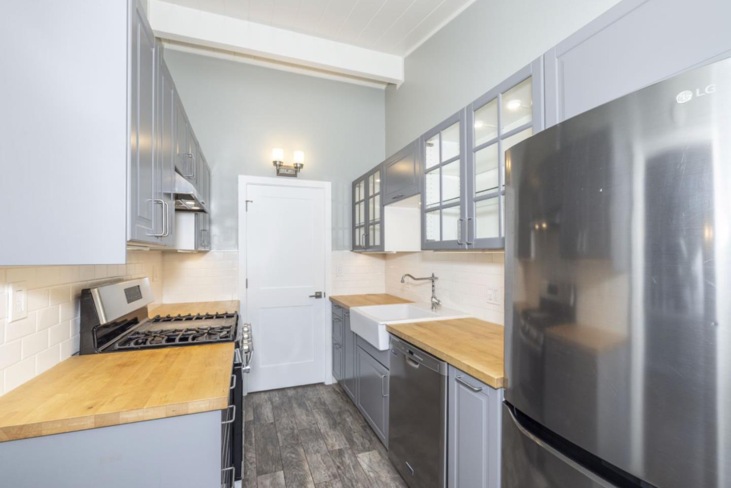 Detail Gallery Image 22 of 30 For 3213-17 Alma St, Palo Alto,  CA 94306 - – Beds | – Baths