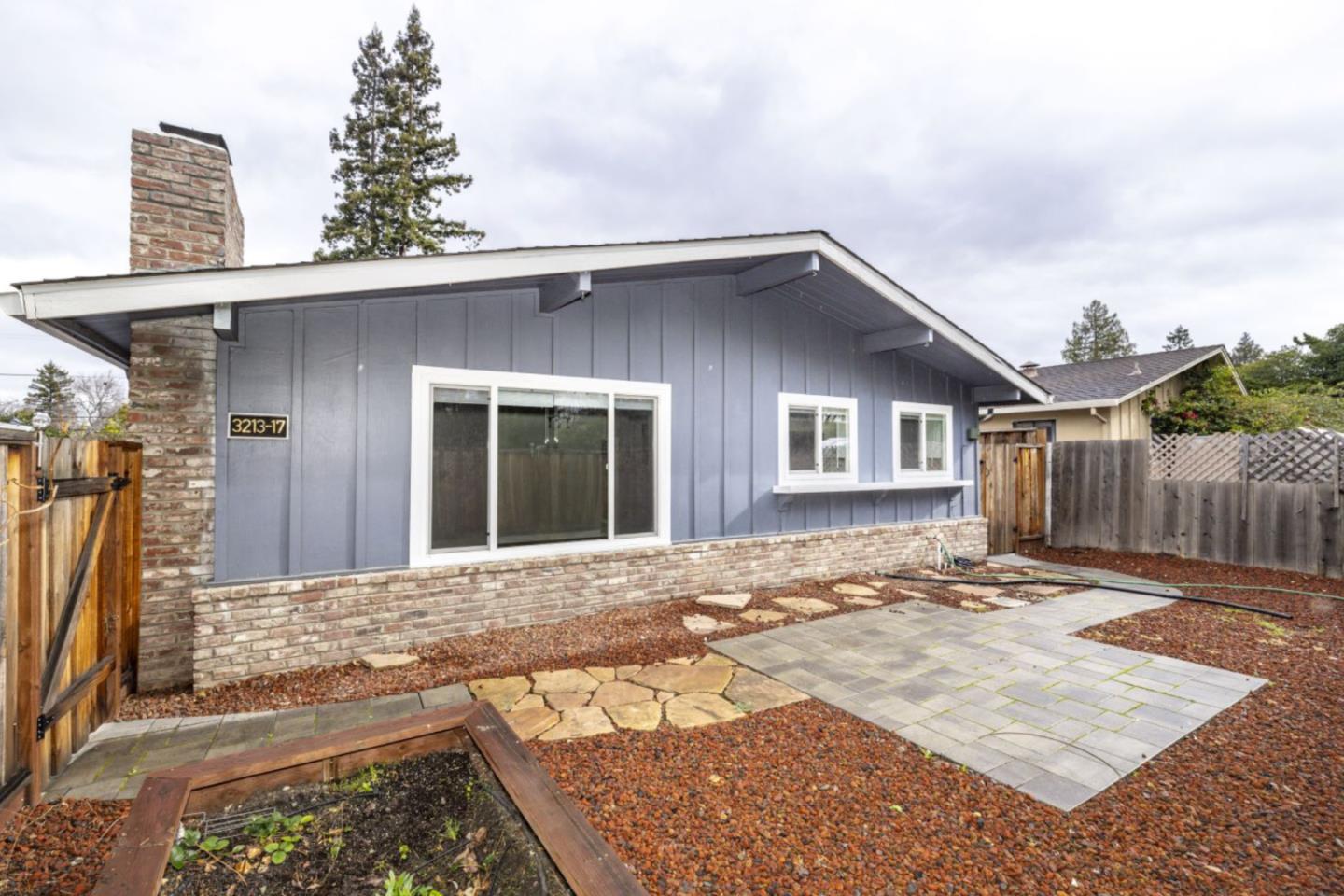 Detail Gallery Image 9 of 30 For 3213-17 Alma St, Palo Alto,  CA 94306 - – Beds | – Baths