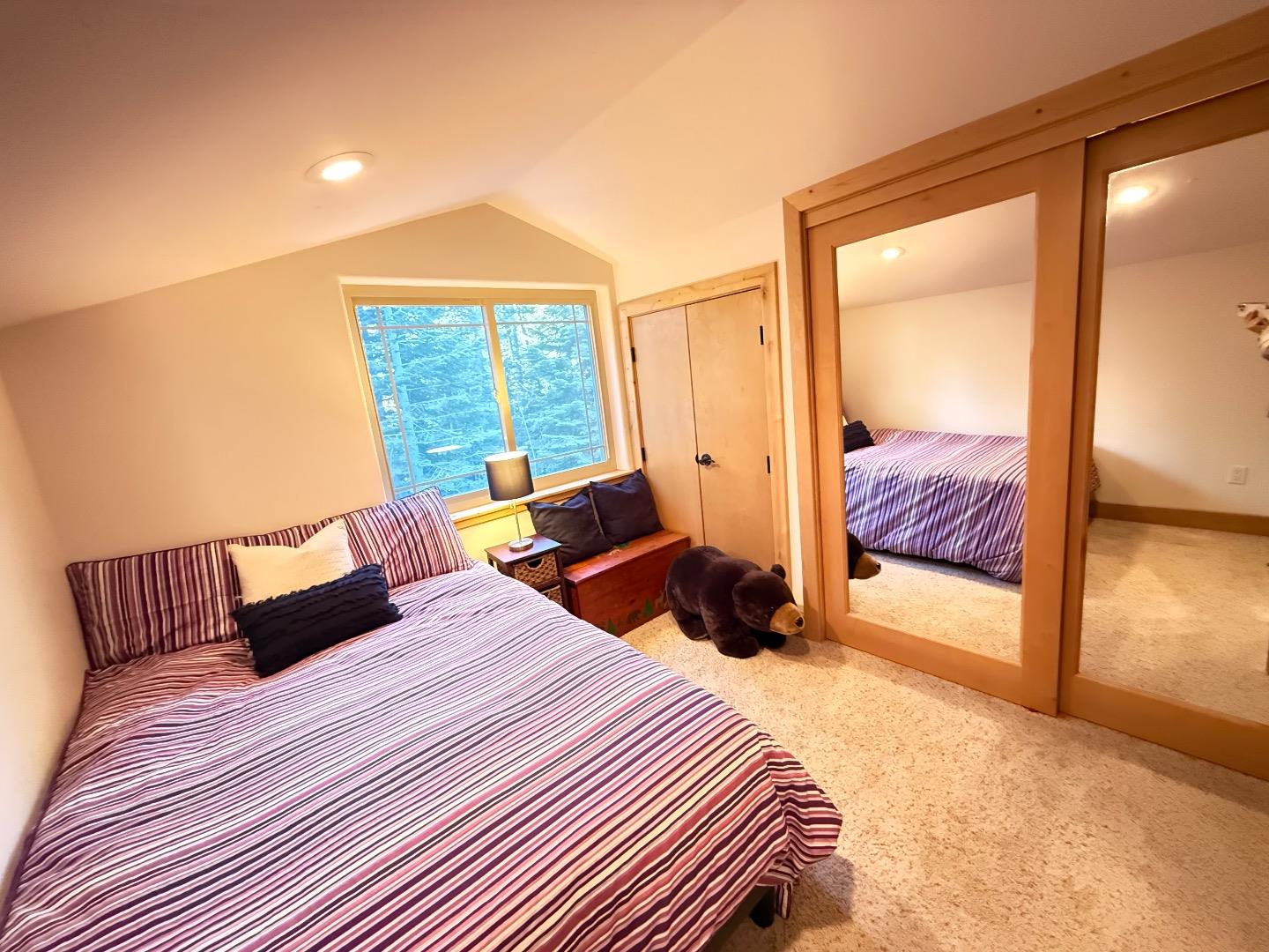 Detail Gallery Image 27 of 31 For 1528 Chippewa St, South Lake Tahoe,  CA 96150 - 5 Beds | 3 Baths