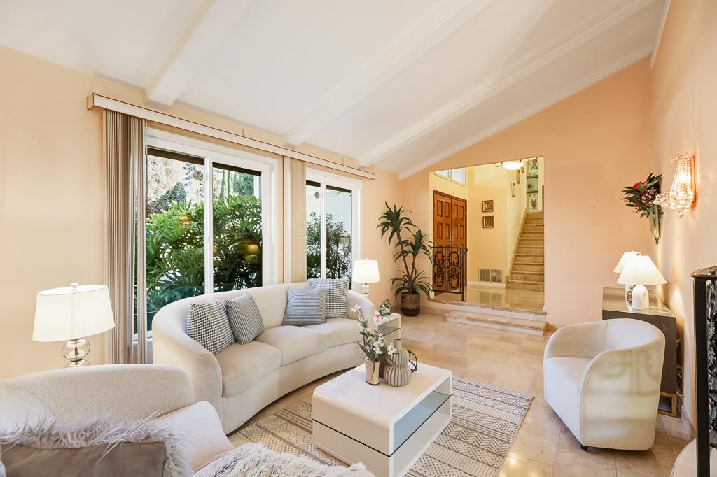 Detail Gallery Image 12 of 117 For 5459 Entrada Cedros, San Jose,  CA 95123 - 4 Beds | 3 Baths