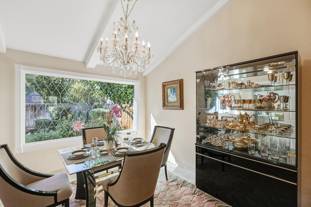 Detail Gallery Image 22 of 117 For 5459 Entrada Cedros, San Jose,  CA 95123 - 4 Beds | 3 Baths