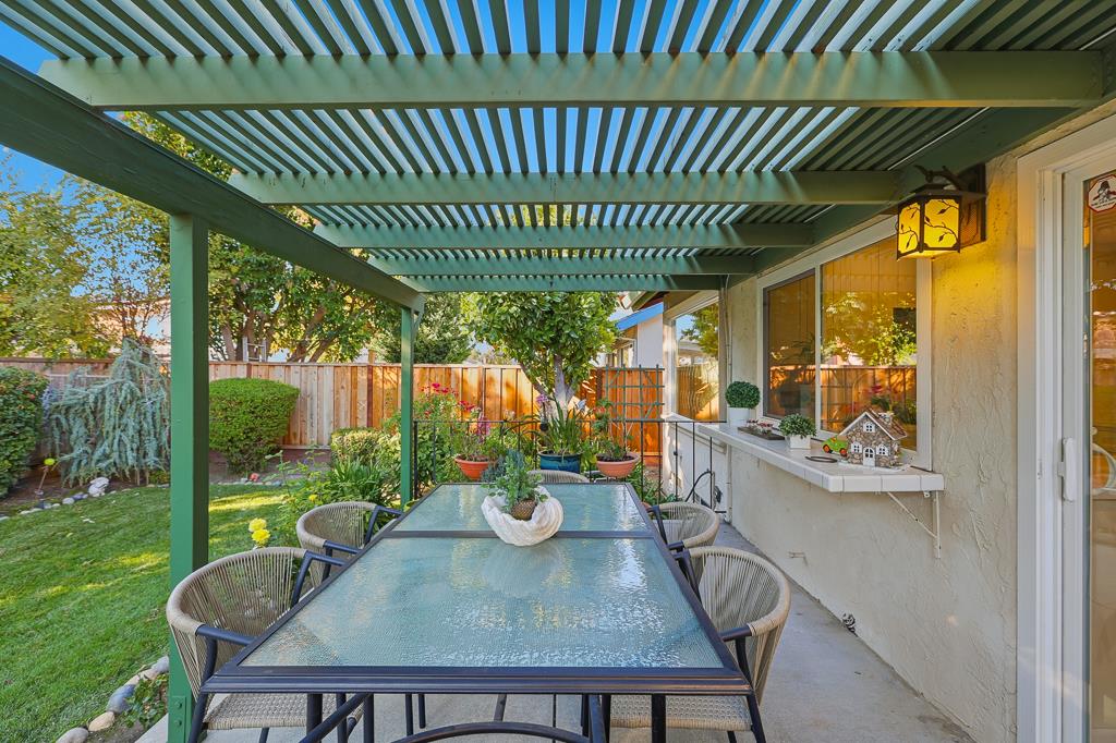 Detail Gallery Image 82 of 117 For 5459 Entrada Cedros, San Jose,  CA 95123 - 4 Beds | 3 Baths