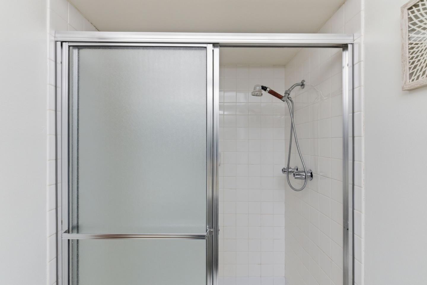 Detail Gallery Image 14 of 27 For 1123 San Ramon Valley Blvd, Danville,  CA 94526 - 3 Beds | 2/1 Baths