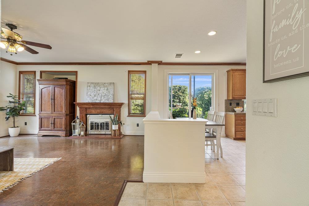 Detail Gallery Image 17 of 85 For 310 via Vaquero Norte, San Juan Bautista,  CA 95045 - 4 Beds | 3/1 Baths