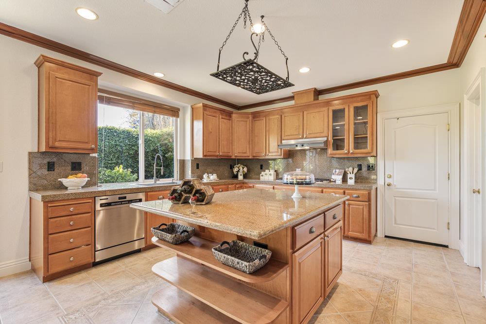 Detail Gallery Image 24 of 85 For 310 via Vaquero Norte, San Juan Bautista,  CA 95045 - 4 Beds | 3/1 Baths