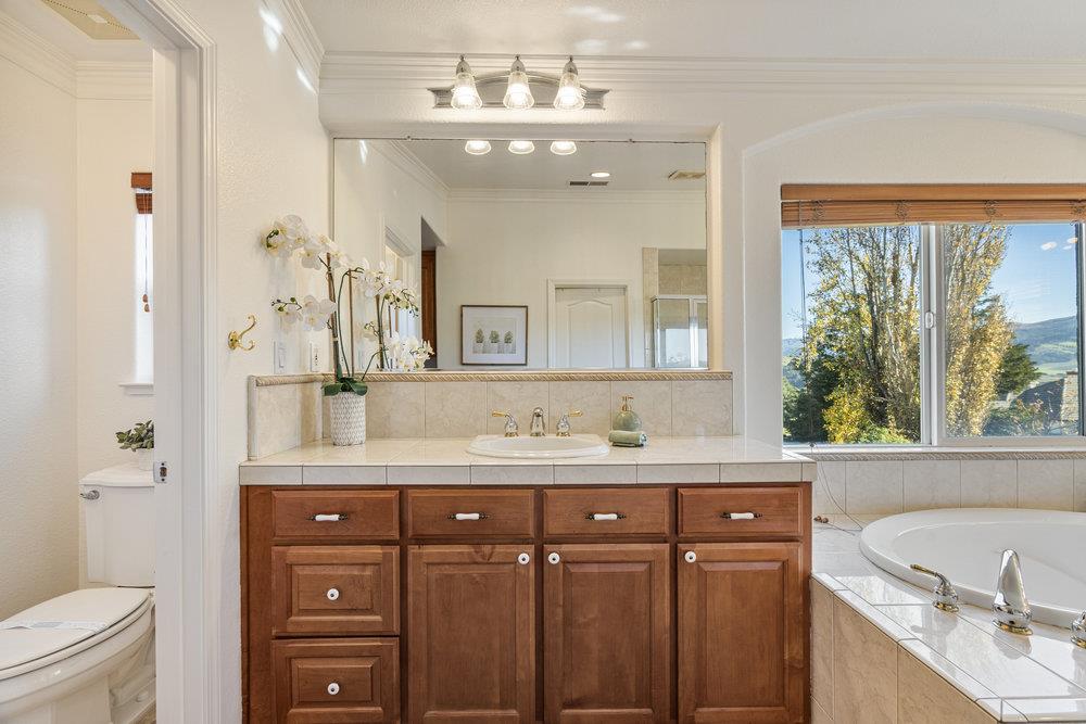 Detail Gallery Image 44 of 85 For 310 via Vaquero Norte, San Juan Bautista,  CA 95045 - 4 Beds | 3/1 Baths