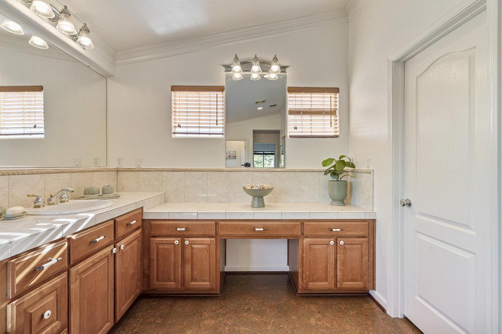 Detail Gallery Image 46 of 85 For 310 via Vaquero Norte, San Juan Bautista,  CA 95045 - 4 Beds | 3/1 Baths