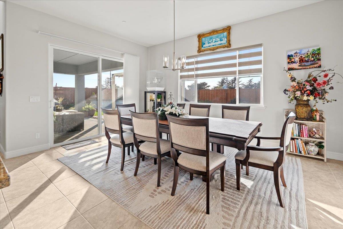 Detail Gallery Image 11 of 23 For 3013 Arido Way, Marina,  CA 93933 - 4 Beds | 3 Baths