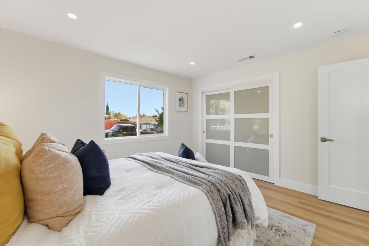 Detail Gallery Image 14 of 29 For 391 Gross St, Milpitas,  CA 95035 - 4 Beds | 2 Baths