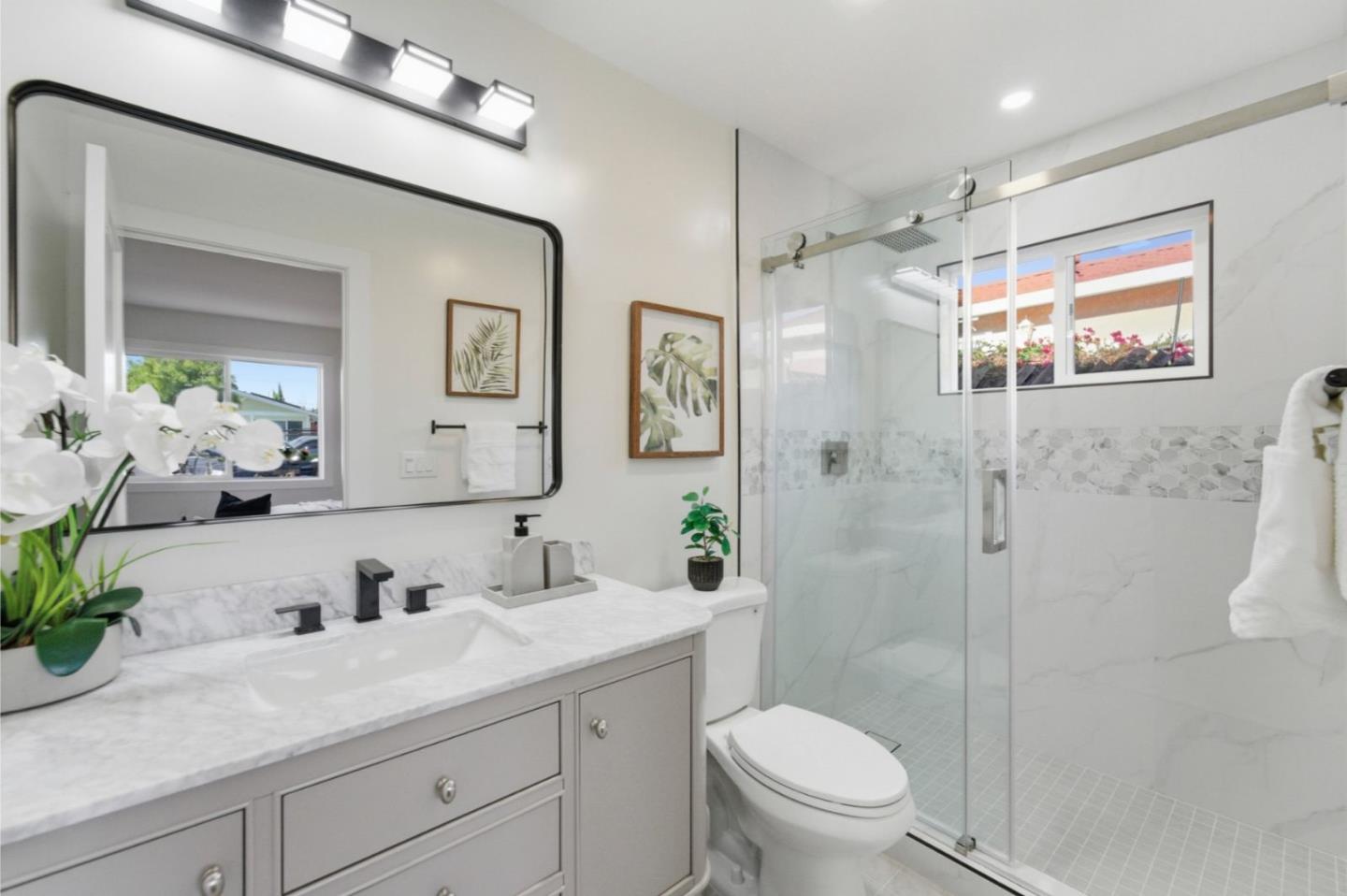 Detail Gallery Image 15 of 29 For 391 Gross St, Milpitas,  CA 95035 - 4 Beds | 2 Baths