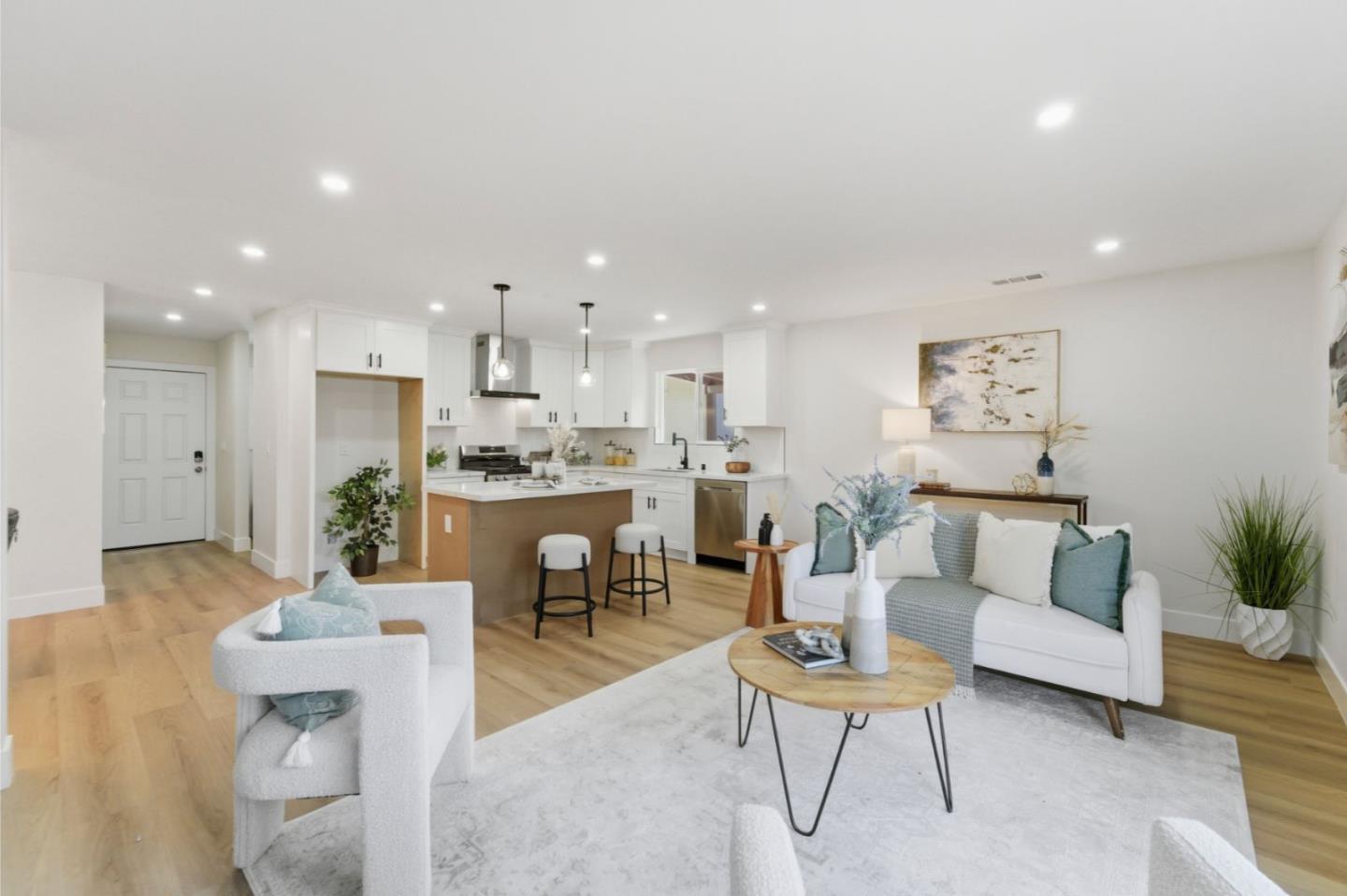 Detail Gallery Image 6 of 29 For 391 Gross St, Milpitas,  CA 95035 - 4 Beds | 2 Baths